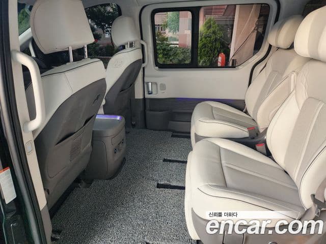 Hyundai Staria 2025 — ფოტო 14/20