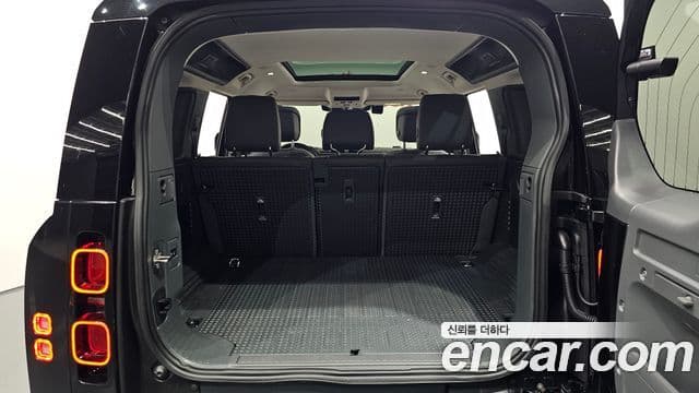Land Rover Defender 2024 — фото 20 из 20