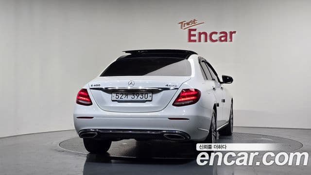 Mercedes-Benz E-Class 2018 — Фото 4/20