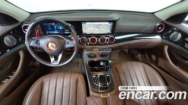 Mercedes-Benz E-Class 2018 — Фото 7/20