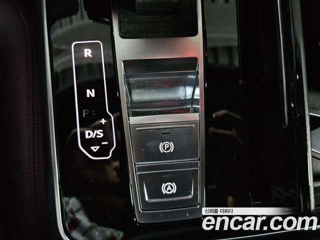 Audi Q7 2022 — Фото 15/20