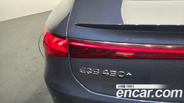 Mercedes-Benz EQS 2022 — ფოტო 21/36
