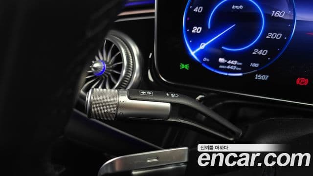 Mercedes-Benz EQS 2022 — ფოტო 33/36