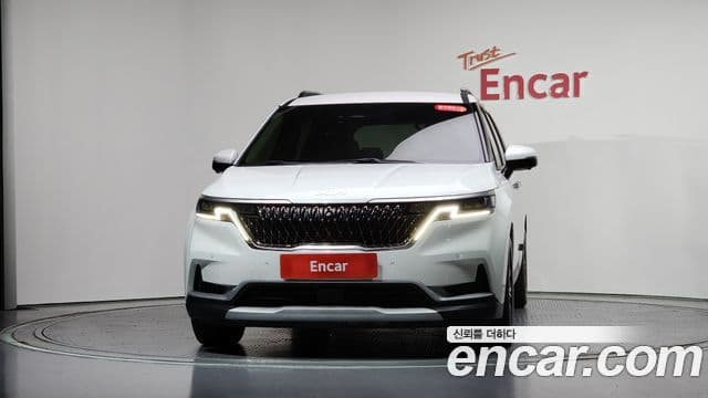 Kia Carnival 2022 — Фото 3/20
