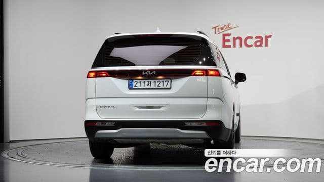 Kia Carnival 2022 — Фото 4/20