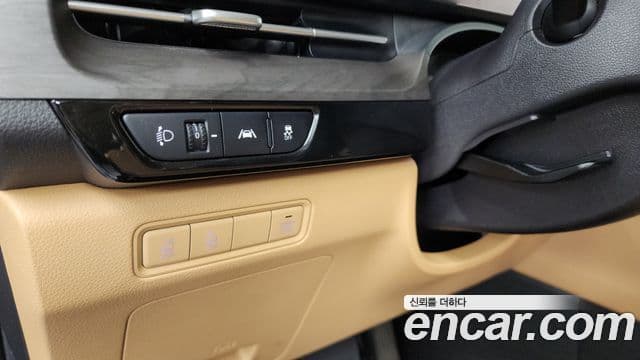 Kia Carnival 2022 — Фото 16/20