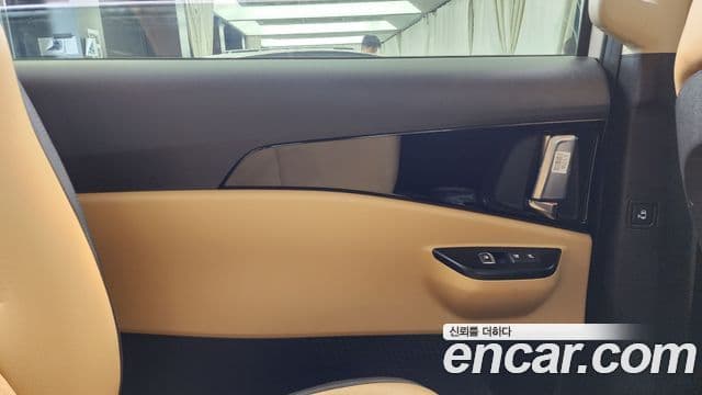Kia Carnival 2022 — Şəkil 1/32