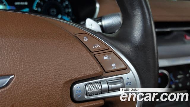 Genesis Electrified G80 2022 — ფოტო 16/20