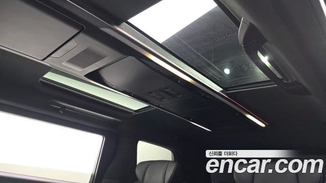 Toyota Alphard 2025 — Şəkil 19/20