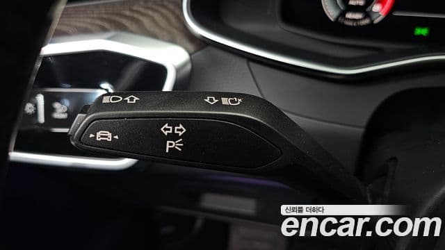 Audi A6 2021 — Photo 33/36
