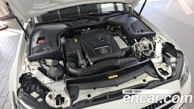 Mercedes-Benz E-Class 2020 — ფოტო 6/20