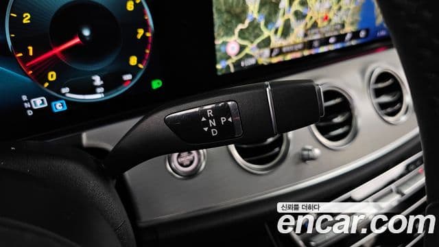 Mercedes-Benz E-Class 2020 — ფოტო 9/20