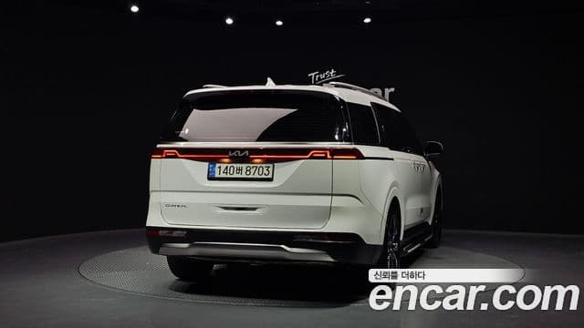 Kia Carnival 2022 — Фото 4/20