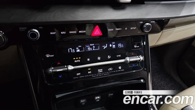 Kia Carnival 2022 — Фото 15/20