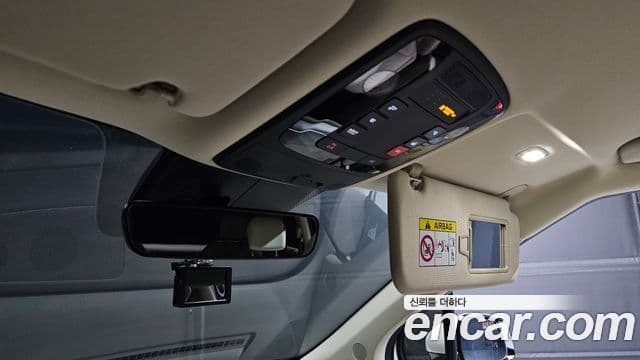 Kia Carnival 2022 — Фото 20/20