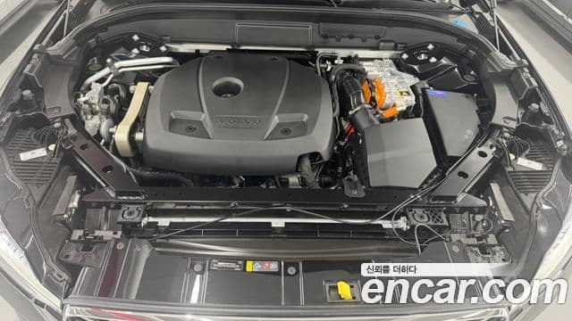 Volvo XC60 2026 — Şəkil 14/19