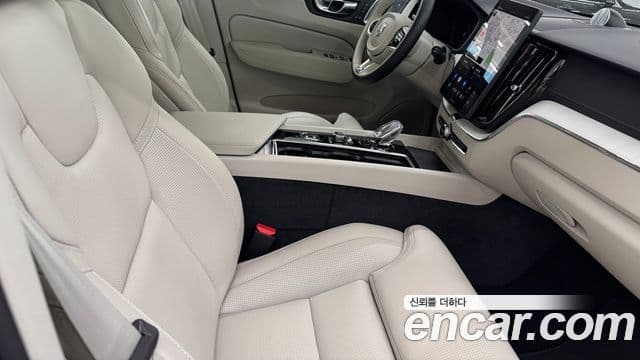Volvo XC60 2026 — Şəkil 6/19