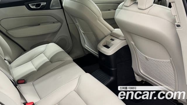 Volvo XC60 2026 — Şəkil 4/19