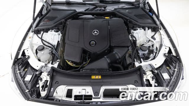 Mercedes-Benz E-Class 2025 — Фото 5/20