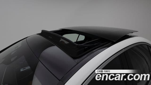 Mercedes-Benz E-Class 2025 — Фото 12/20