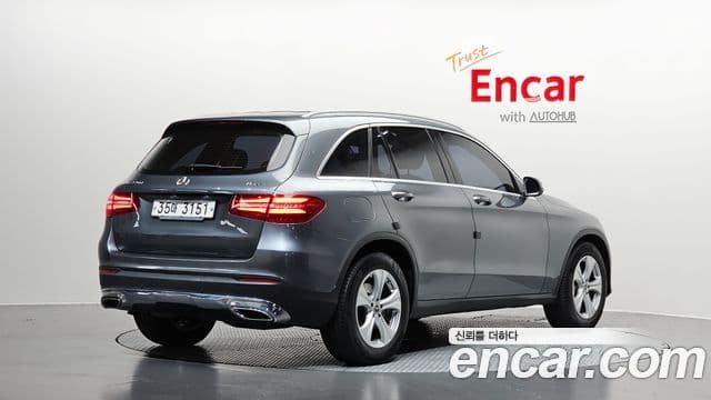 Mercedes-Benz GLC-Class 2018 — Şəkil 2/20