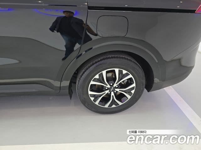 Kia Carnival 2022 — Фото 4/20