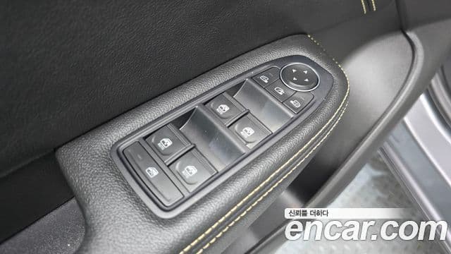 Renault Samsung Arkana 2025 — Фото 14/20