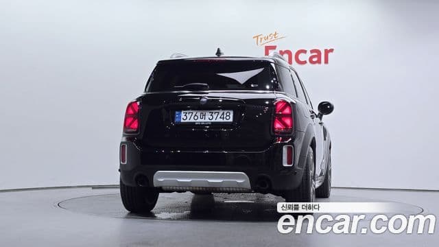 Mini Cooper S Countryman 2021 — ფოტო 22/30