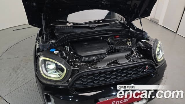 Mini Cooper S Countryman 2021 — ფოტო 25/30