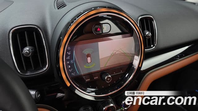 Mini Cooper S Countryman 2021 — ფოტო 7/30