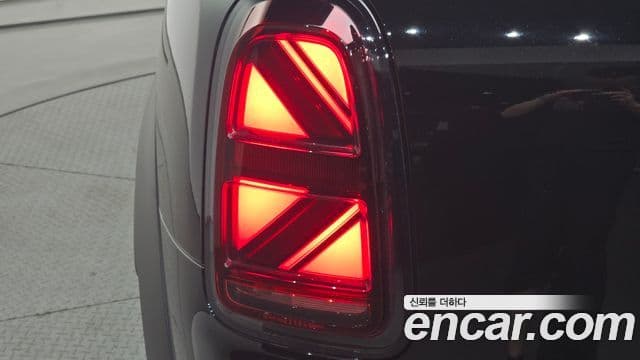 Mini Cooper S Countryman 2021 — ფოტო 15/30
