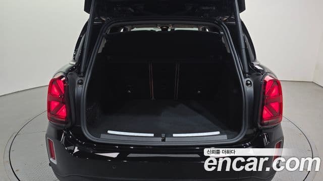 Mini Cooper S Countryman 2021 — ფოტო 13/30