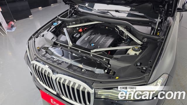 BMW X7 2020 — ფოტო 6/20
