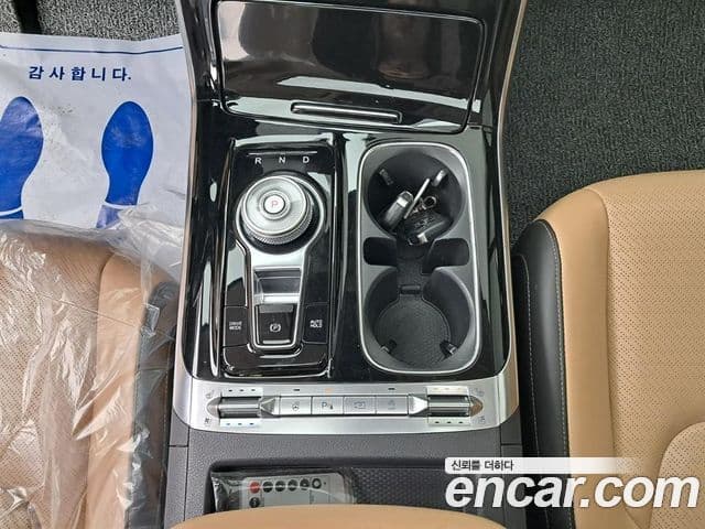 Kia Carnival 2020 — Фото 14/20