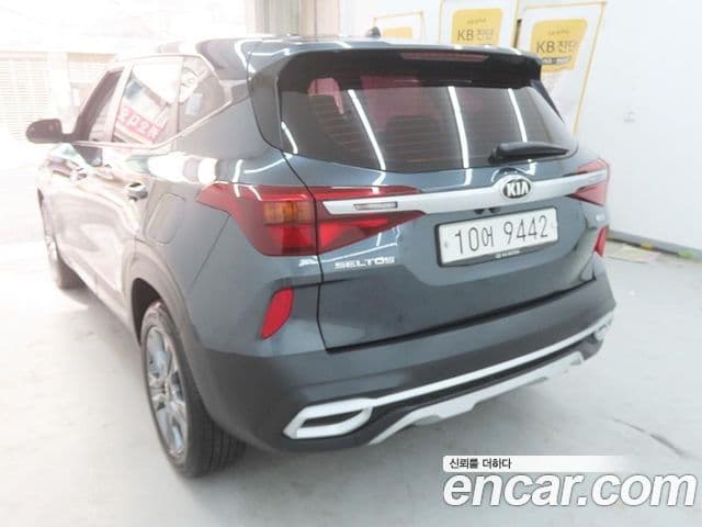 Kia Seltos 2019 — Şəkil 11/20