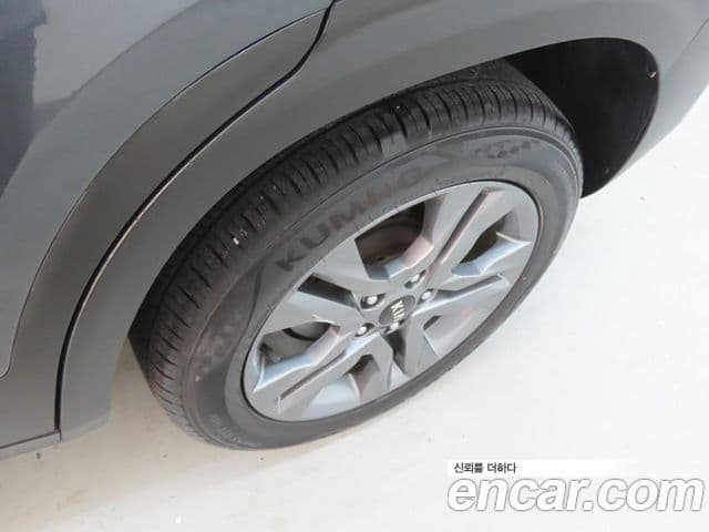 Kia Seltos 2019 — Şəkil 13/20