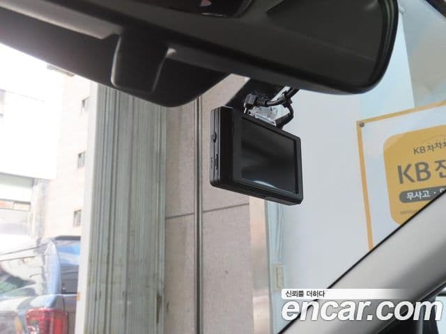Kia Seltos 2019 — Şəkil 18/20