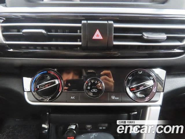 Kia Seltos 2019 — Şəkil 19/20