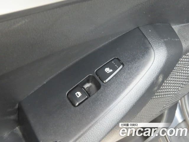 Kia Seltos 2019 — Şəkil 16/20