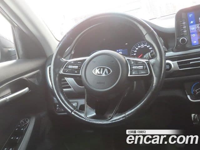 Kia Seltos 2019 — Şəkil 15/20