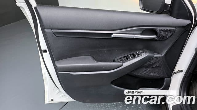 Kia Seltos 2022 — Photo 25/32