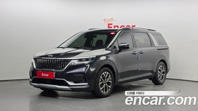 Kia Carnival 2021 — Фото 1/20
