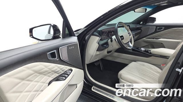 Kia K8 2021 — Şəkil 10/20
