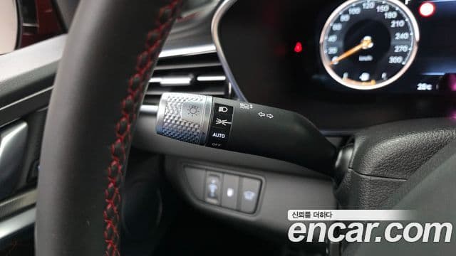Genesis G70 2024 — ფოტო 18/34