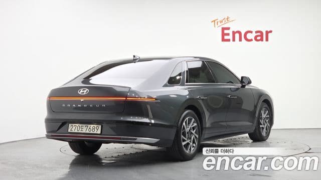 Hyundai Grandeur 2023 — ფოტო 2/20
