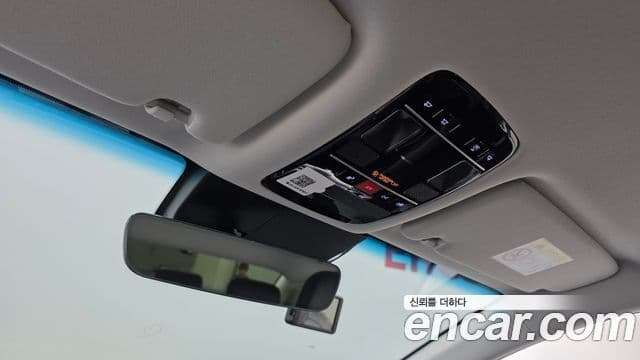 Hyundai Grandeur 2023 — ფოტო 17/20