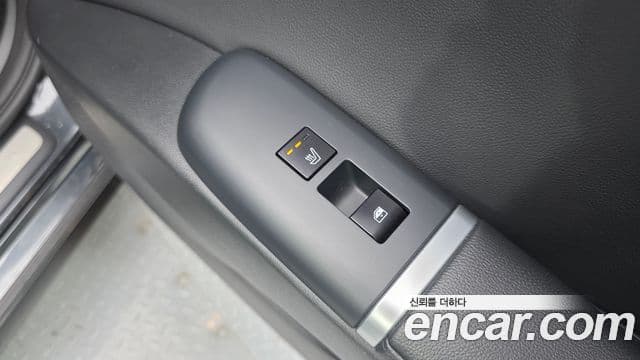 Hyundai Grandeur 2023 — ფოტო 19/20