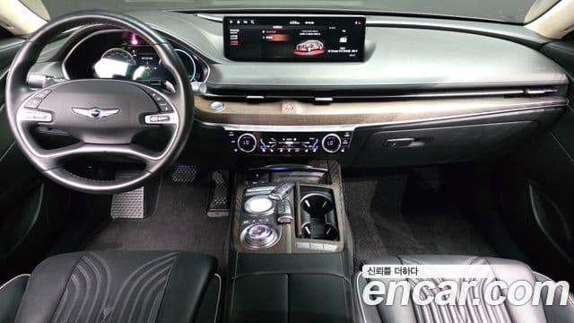 Genesis Electrified G80 2021 — ფოტო 7/20
