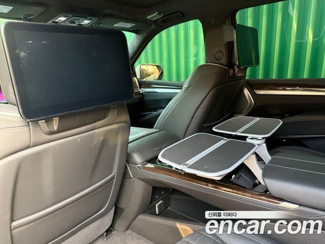 Cadillac Escalade 2025 — Şəkil 3/9