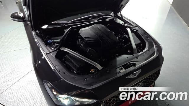 Genesis G70 2019 — Photo 17/33